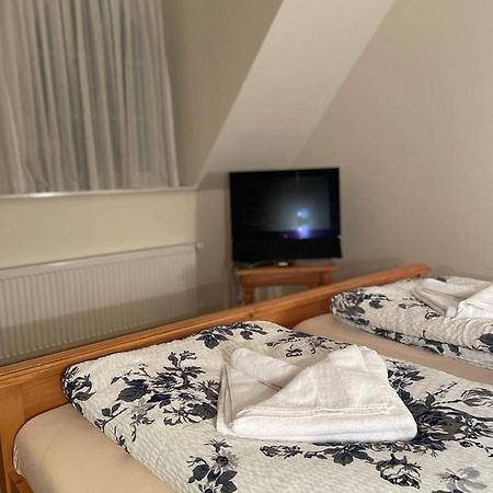 Hotel Und Restaurant Gruner Hahn Elsenfeld Ngoại thất bức ảnh