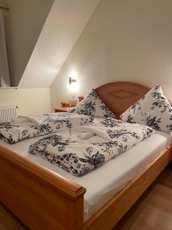 Hotel Und Restaurant Gruner Hahn Elsenfeld Ngoại thất bức ảnh
